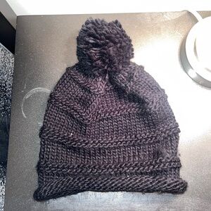 Cozy Black Knit Pom-Pom Beanie